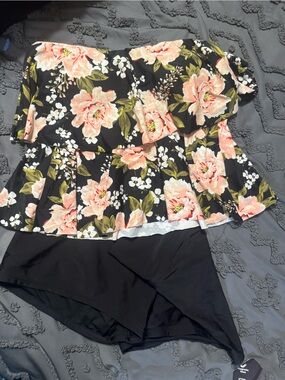 Kona Sol Underwire Tiered Floral Tankini Set L Top XL Bottom